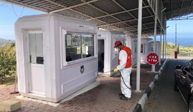 KKTC'de koronavirüs sonrası halk marketlere eczanelere akın etti