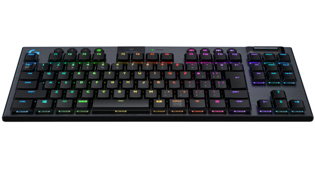 Logitech G915 TKL mekanik oyuncu klavyesini tanıttı
