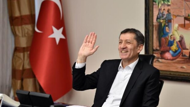 Milli Eğitim Bakanı Selçuk: Doktorlar 'Bulaşma tehlikesi azaldı' dediğinde okulları açacağız