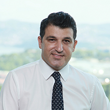 Nihat-Kirmizi-2