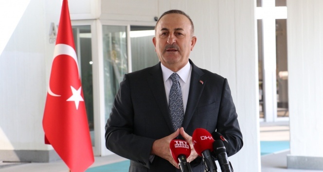 Dışişleri Bakanı Çavuşoğlu: ‘Ermenistan doğrudan sivilleri hedef alıyor. Bu esasen savaş suçudur’