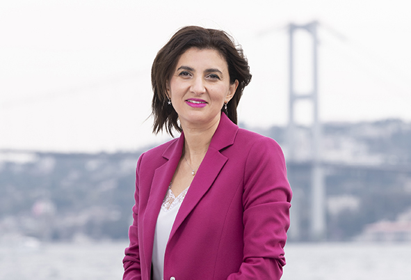 Micro Focus Türkiye & Yunanistan Genel Müdürü Deniz Kırca_085357261
