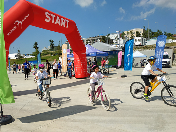 BEYLİKDÜZÜ’NDE BİSİKLET ŞENLİĞİ COŞKUSU