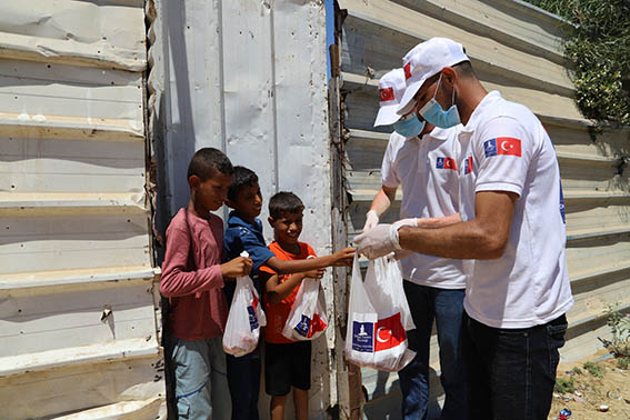 f214f261-8df8-410b-89e9-51c1d11b5242_163711645