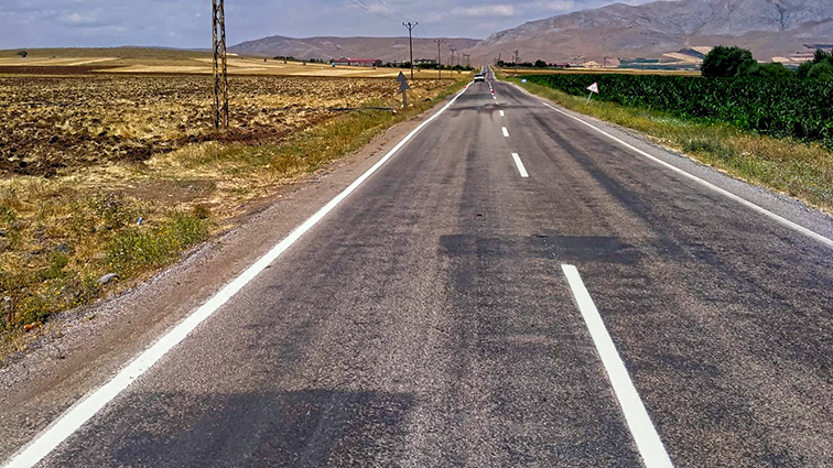 Yol çizgi yenileme (4)