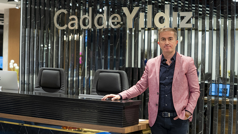 CaddeYıldız Mobilya Yönetim Kurulu Başkanı Mesut Yıldız (3)_112534436