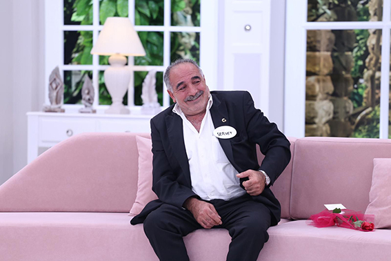 YEŞİLÇAM FİLMLERİNİ ARATMAYACAK AŞK HİKAYESİ..