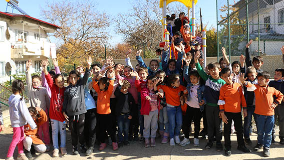 Afşinbey İlkokulu Park (1)