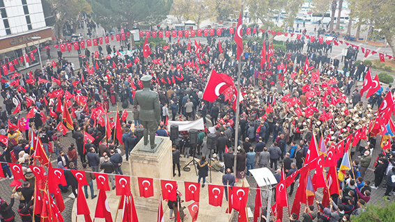 Bayrak Olayı Törenler (5)