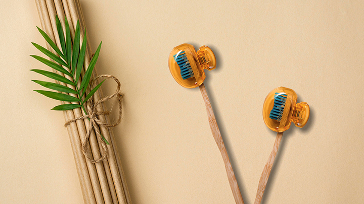 DİŞ FIRÇANIZA DA MASKE TAKIN