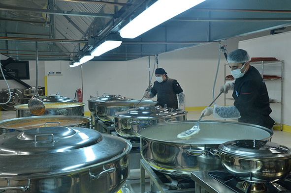 BEYLİKDÜZÜ MUTFAK’TAN İHTİYAÇ SAHİPLERİNE SICAK YEMEK (3)