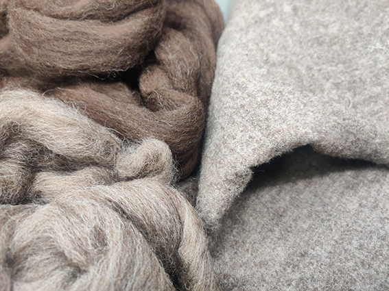 Doğal renkli kumaş_112441312