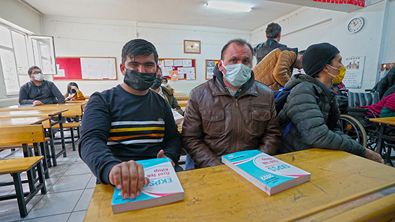 Kitap dağıtımı (7)