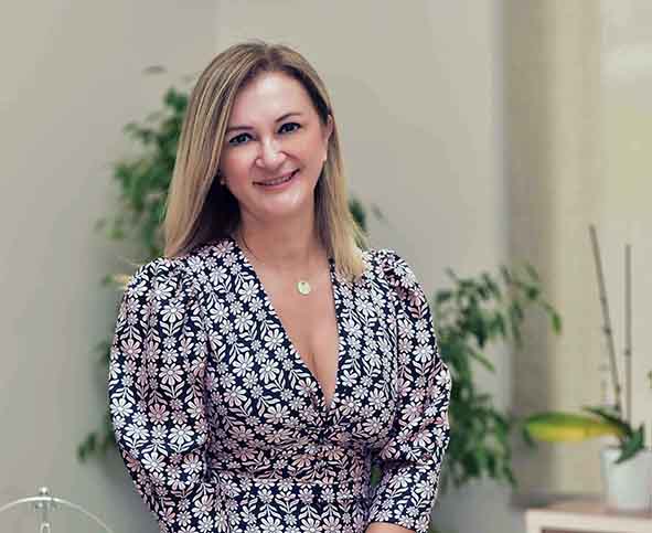 DİZ KAPAĞI GÜZELLİĞİ