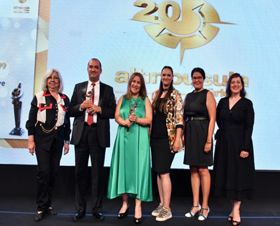 Solunum Tv Podcast - Altın Pusula Ödülü - Foto1