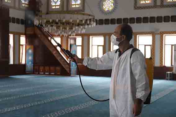 Kartal’da_İbadethaneler_Muharrem_Ayı_Boyunca_Dezenfekte_Edildi