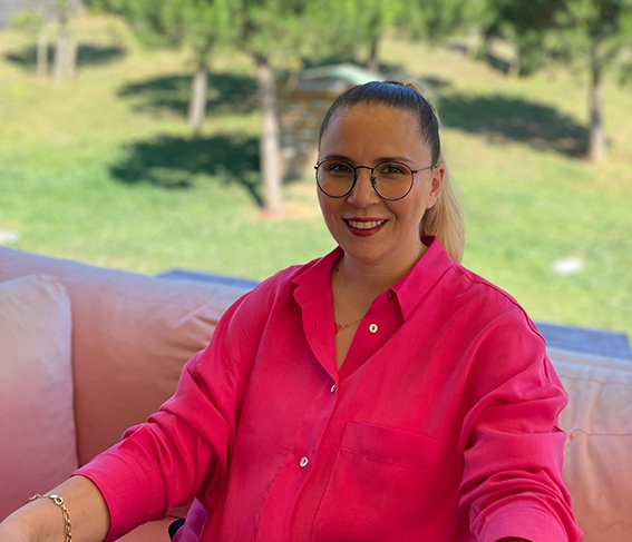 SOSYETENİN ESTETİK KOÇU ZEYNEP KAYA UYARDI
