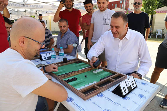 Kartal’da_Tavla_Turnuvası_Heyecanı_Yaşandı