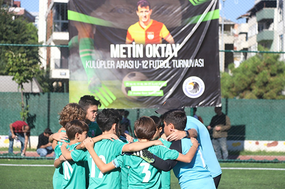 Metin_Oktay’a_Vefa_Turnuvası’nın_Şampiyonu_Bulvarspor_Oldu