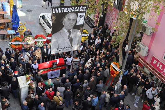 ADD_Kartal_Şube_Başkanı_Kemal_Aslan’a_Veda (3)