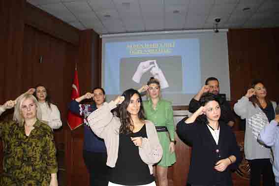 Kartal_Belediyesi_Personeline_İşaret_Dili_Eğitimi