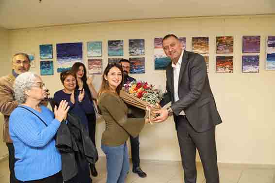 ‘Küçük_İnsanların_Gölgeleri’_Resim_Sergisi_Kartal_Belediyesi’nde_açıldı