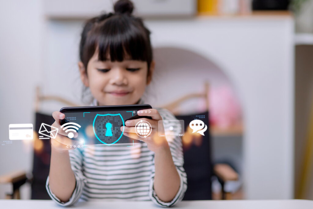 Çocukları dijital dünyadaki tehlikelerden koruyacak 5 yöntem