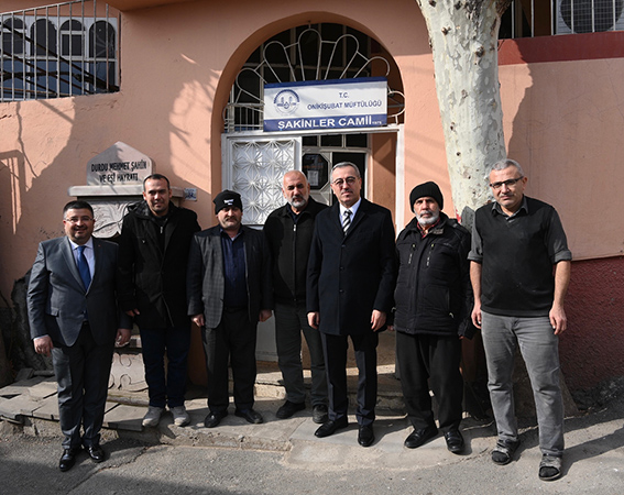 Namaz sonrası vatandaşlarla (6)