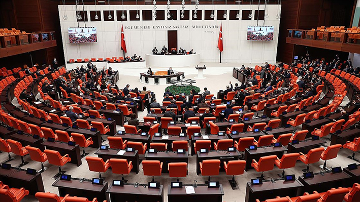yeterlige_tabi_gelir_uzmanlarindan_tbmm’ye_15_bin_dilekce