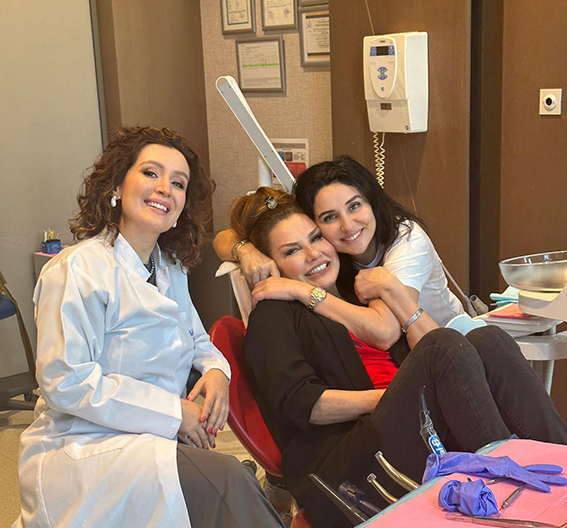 Diş Doktoru Hatice Ağan Deniz Seki Ayşe Yıldız