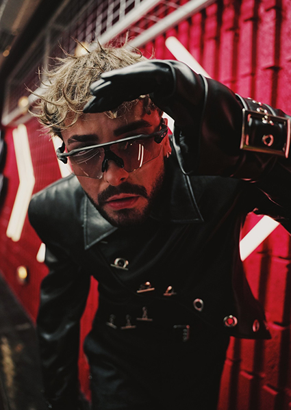 SEFO, YENİ ŞARKISI “ARABA” İLE GELİYOR