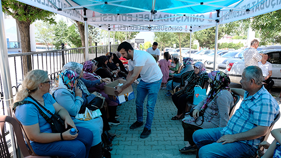 Onikişubat Belediyesi, YKS’ye giren öğrencilerin ve ailelerinin sınav heyecanına ortak oldu