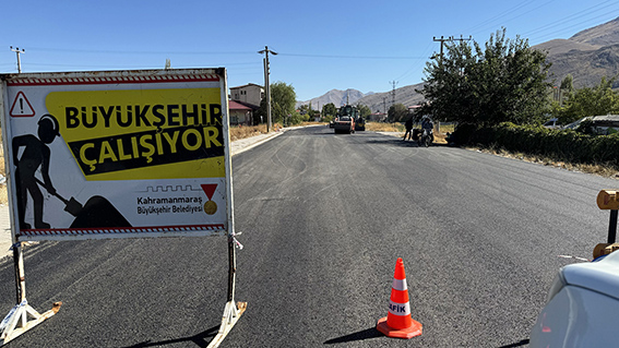 Elbistan’da Toplam 8 Kilometrelik Arterin Asfaltı Büyükşehir’le Yenileniyor