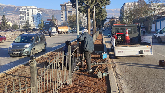 Büyükşehir, Fırtınanın Yol Açtığı Hasarları Bir Bir Gideriyor