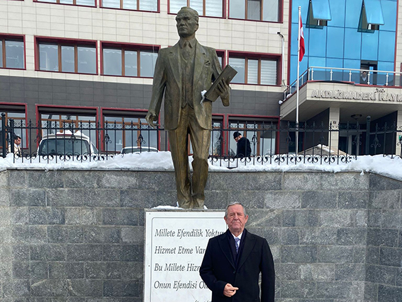 İlçe Başkanı Hüseyin Akol: “Halk Tepkili, Ancak Kafa Karışıklığı Had Safhada”