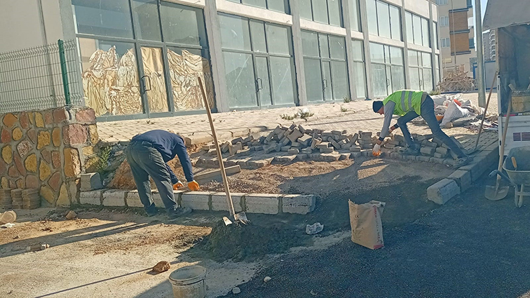 Büyükşehir’in Mobil Ekibi Şehir Genelinde Onarımlarını Sürdürüyor