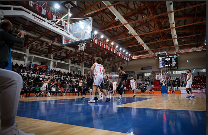 Kipaş Holding Ana Sponsorluğundaki İstiklalspor Basketbol Takımı Fırtına Gibi Başladı! 77-66’lık Zafer