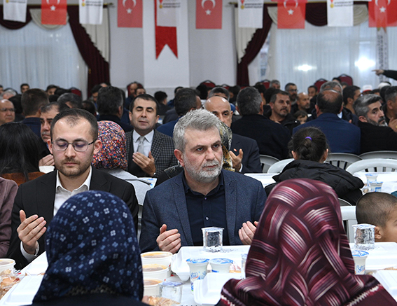 Çağlayanceritliler Büyükşehir’in İftar Sofrasında Bir Araya Geldi