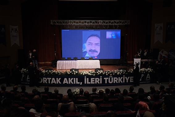 Anahtar Parti, Kahramanmaraş’ta İlk Kongresini Coşku ve Heyecan İçerisinde Gerçekleştirdi