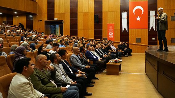 Barkçin: “Medeniyet Aklı; Bugünü İnşa Eder, Yarına İstikamet Verir”