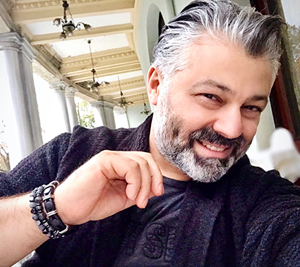 Fotoğraf ve yönetmenlik sanatının duayenlerinden Ali Eşitmez ile özel röportaj