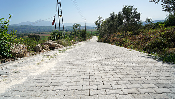 Andırın Kırsalında Ulaşım Büyükşehir’le Rahatlıyor