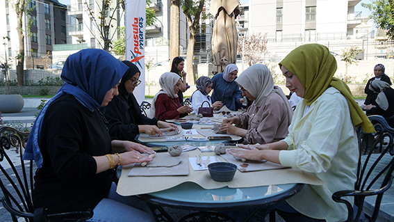 Pusula Maraş’tan Gençlere Sanat Molası; Seramik Workshop