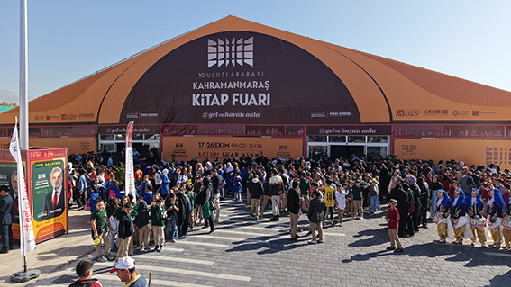 Kitap Fuarı’na Yoğun İlgi; İlk 3 Günde 70 Bin Ziyaretçi
