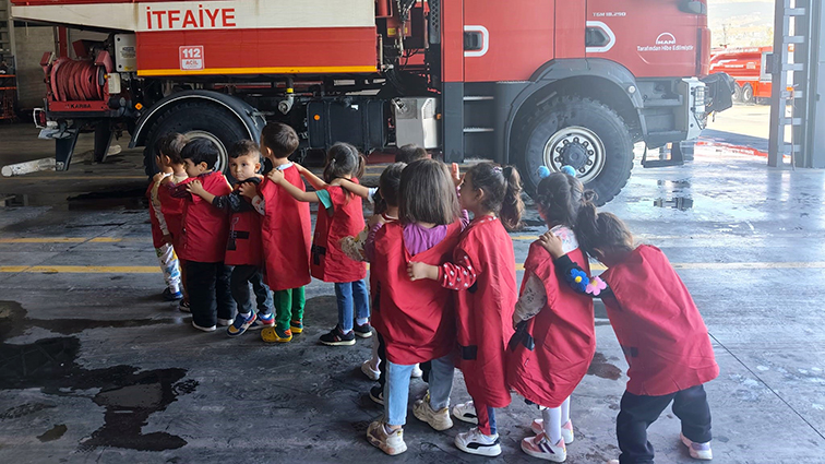 Çocuklar İtfaiyeciliği Yerinde Öğrendi
