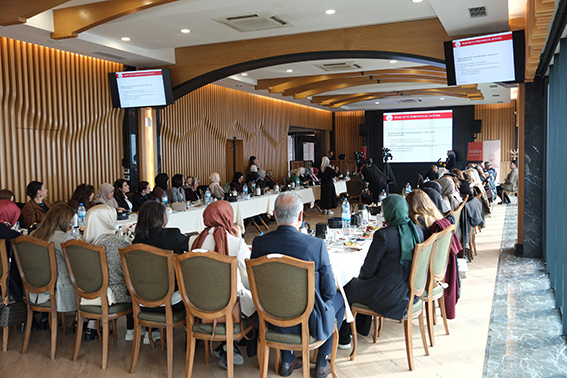 Kadınlar İçin Güvenli Bir Gelecek Amacıyla Kurumlar El Ele