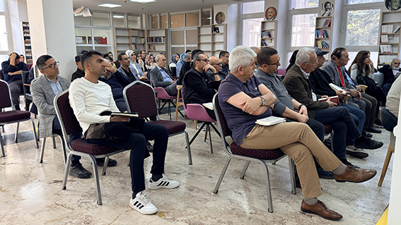 Edebiyatın Başkentinde Edebiyatın Ustası Konuşuldu