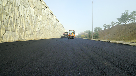 Sümbüllü Caddesi’nde Son Çalışmalar Yapılıyor
