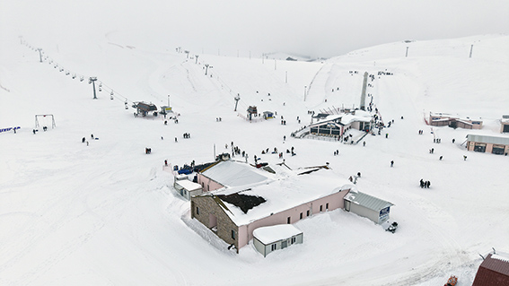Akdeniz’in Kayak Merkezi Yedikuyular’a Yoğun İlgi