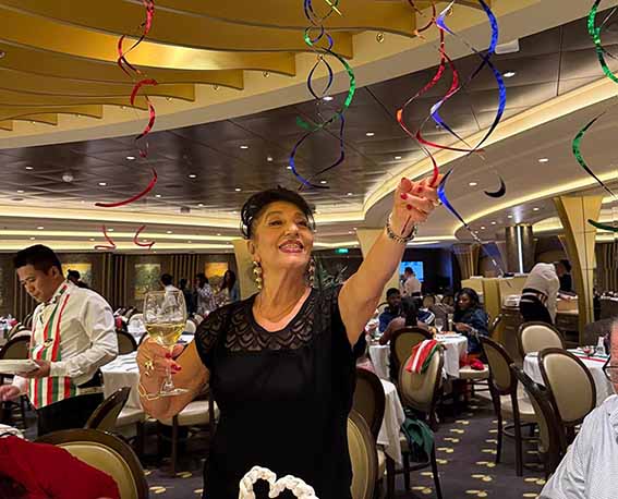 SAFİYE DOĞANAY’IN CRUİSE KEYFİ